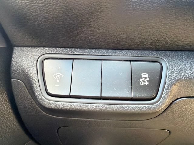 Used 2024 Kia Forte LXS FWD image 18