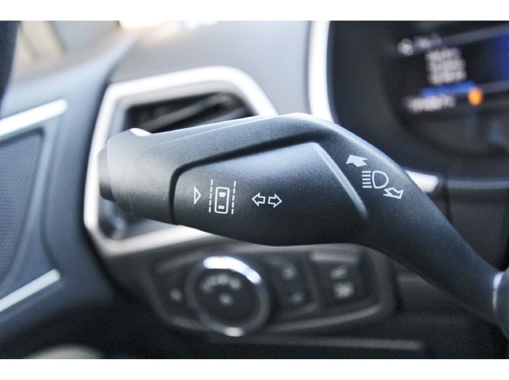 Certified 2019 Ford Edge SEL w/ Equipment Group 201A FWD image 17