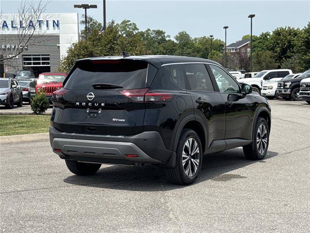 Used 2023 Nissan Rogue SV AWD/4WD image 6