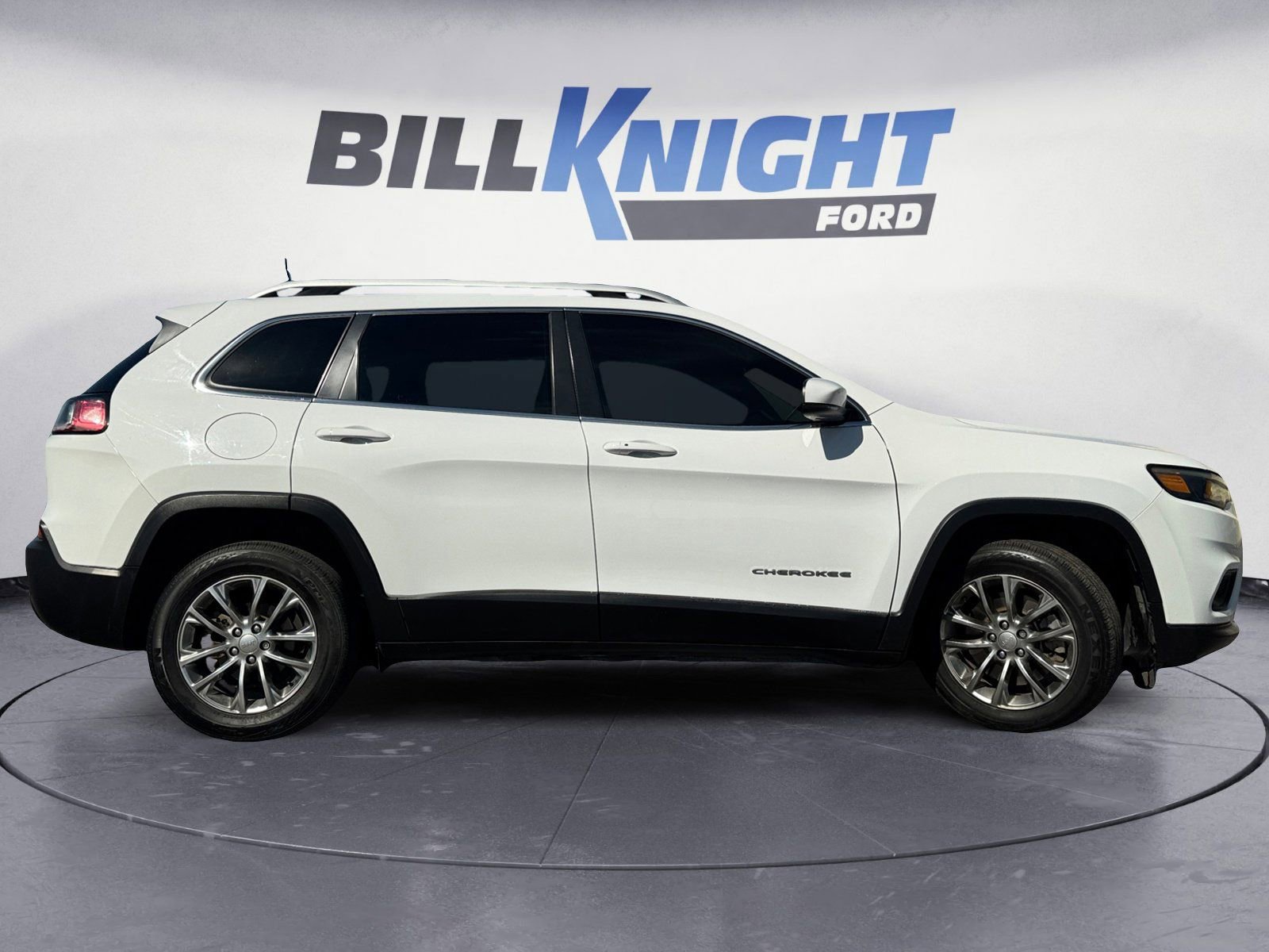 Used 2021 Jeep Cherokee Latitude Plus image 6