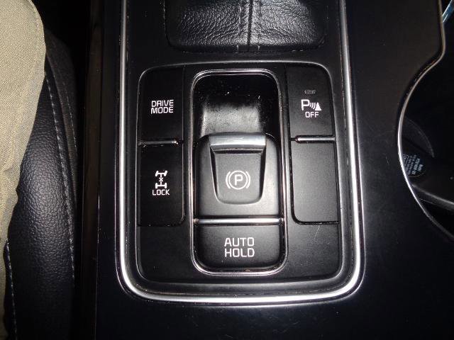 Used 2019 Kia Sorento EX image 16