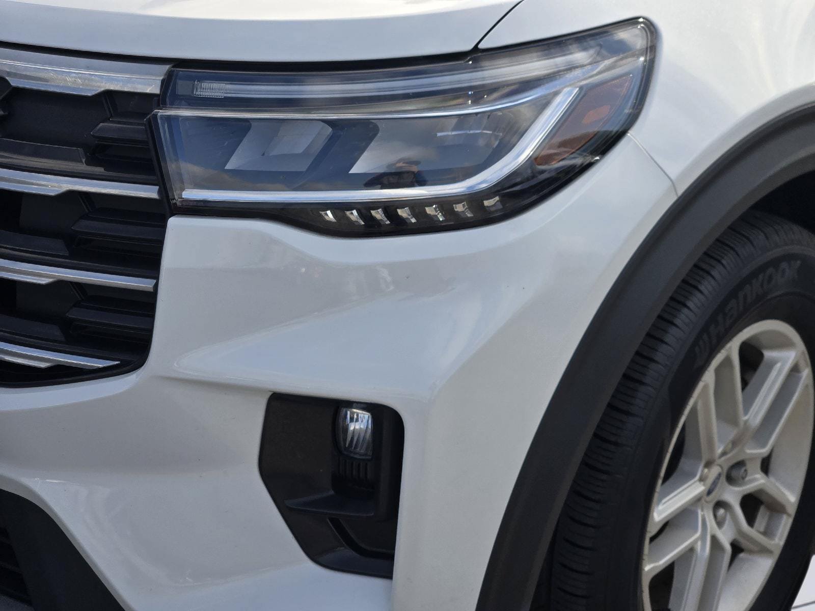 Certified 2025 Ford Explorer Active w/ Active Comfort Package RWD image 10