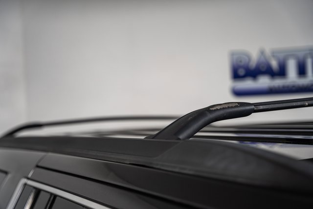 Used 2017 Chevrolet Suburban LT image 18