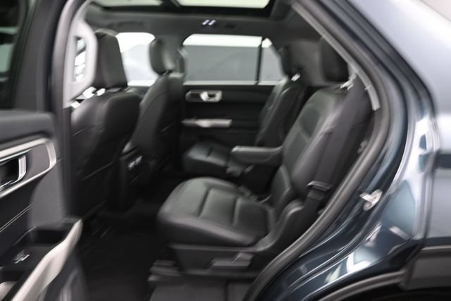Certified 2022 Ford Explorer XLT w/ Equipment Group 202A AWD/4WD image 22