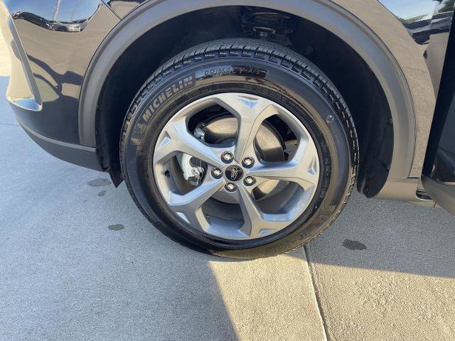 Certified 2025 Ford Escape ST-Line AWD/4WD image 10