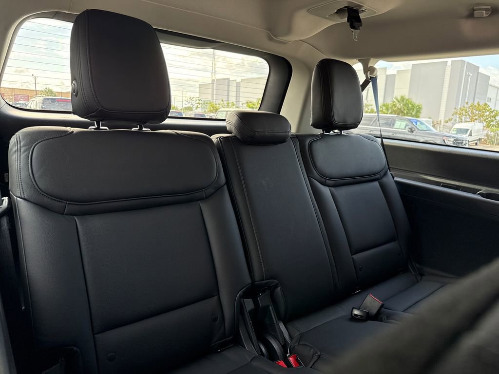 Certified 2025 Ford Expedition Max Active image 28