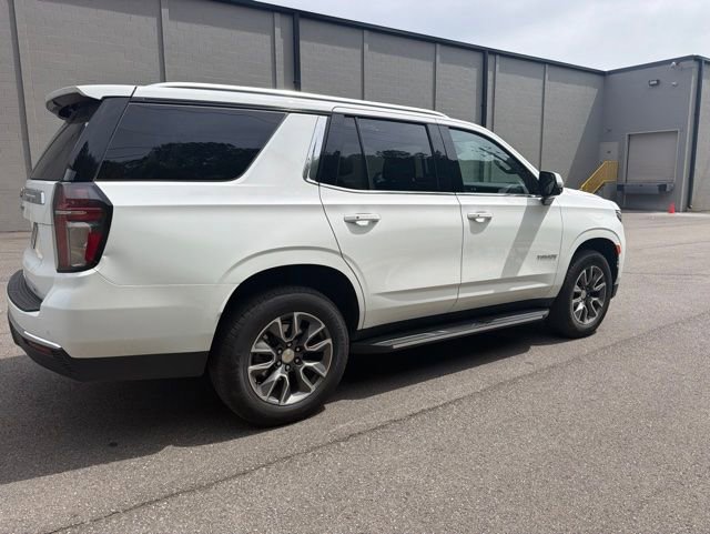 Used 2024 Chevrolet Tahoe LT w/ LT Signature Package RWD image 7