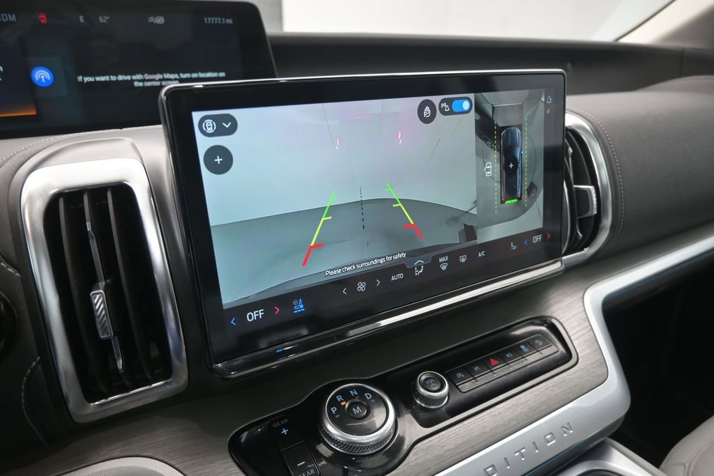 Certified 2025 Ford Expedition Platinum w/ Driver's Package AWD/4WD image 17