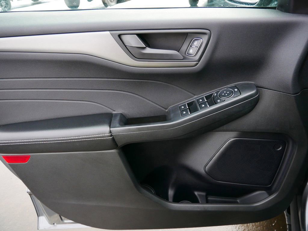 Certified 2023 Ford Escape Active image 9