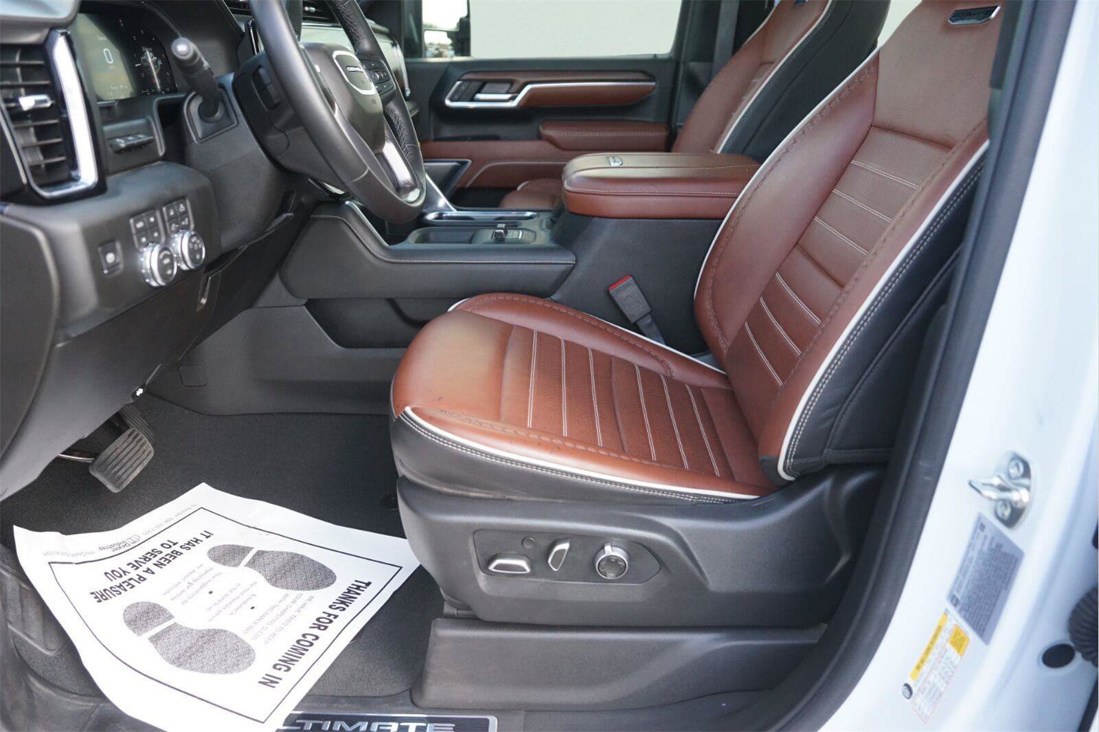 Used 2026 GMC Sierra 2500 Denali Ultimate w/ Max Trailering Package AWD/4WD image 9