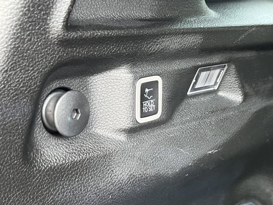 Used 2022 Jeep Grand Cherokee L Limited image 42