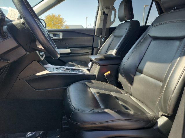 Certified 2022 Ford Explorer XLT w/ Equipment Group 202A AWD/4WD image 20
