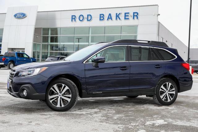 Used 2018 Subaru Outback 2.5i Limited image 3