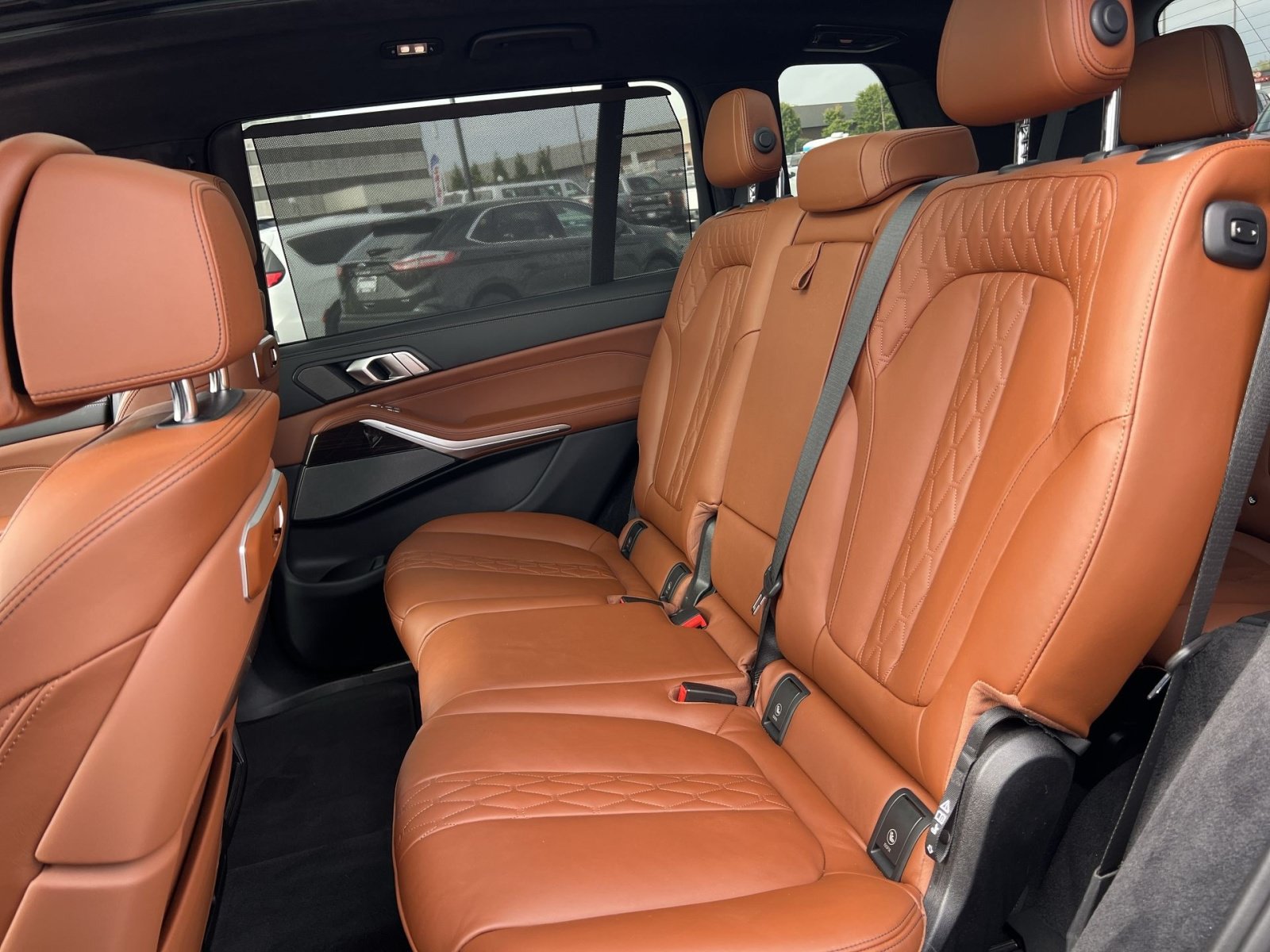 Used 2024 BMW X7 M60i w/ Executive Package AWD/4WD image 25