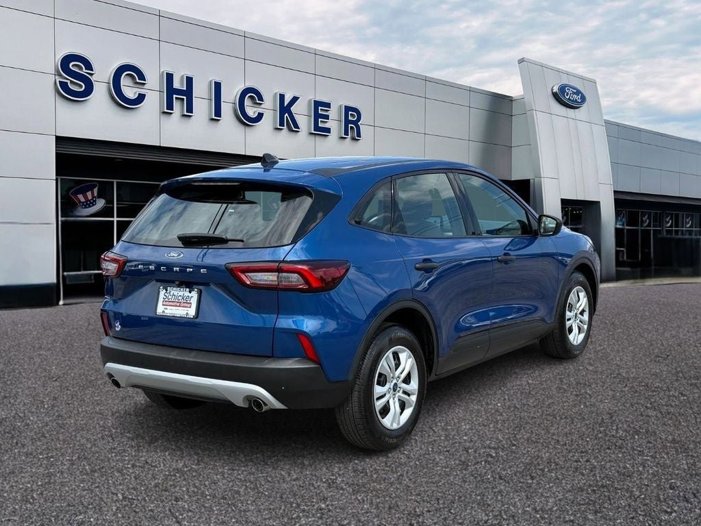 Certified 2023 Ford Escape FWD image 2