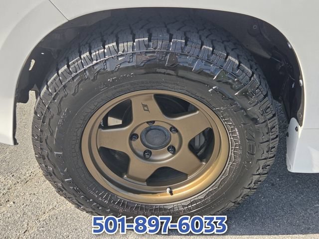 Used 2019 Lexus LX 570 4WD w/ Luxury Package image 16