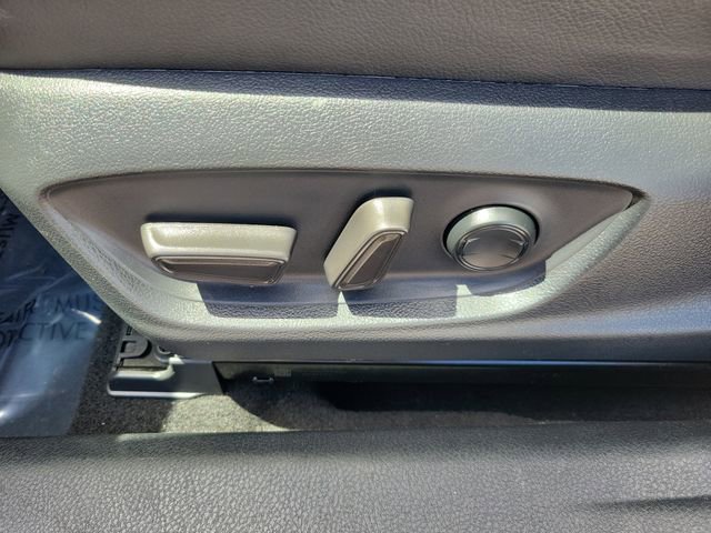 Used 2019 Toyota Camry SE FWD image 20