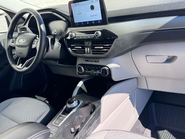 Certified 2023 Ford Escape Active AWD/4WD image 18