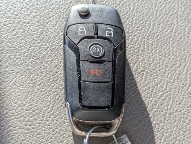 Certified 2017 Ford F250 XLT w/ XLT Premium Package image 27