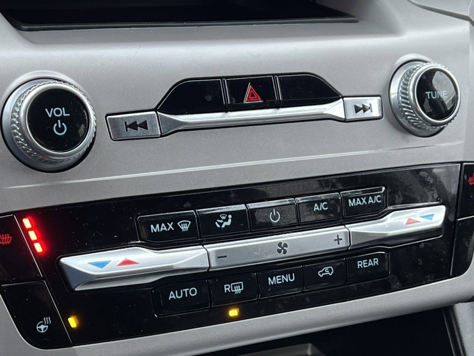 Certified 2023 Ford Explorer XLT w/ Equipment Group 202A image 26