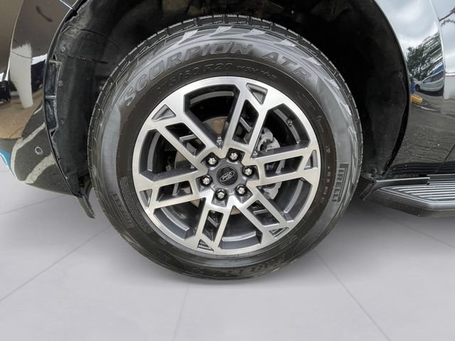 Certified 2025 Ford Expedition Active AWD/4WD image 9
