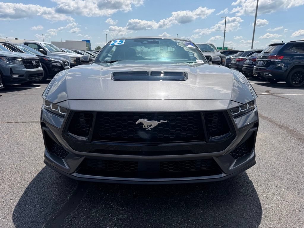 Certified 2025 Ford Mustang GT RWD image 3