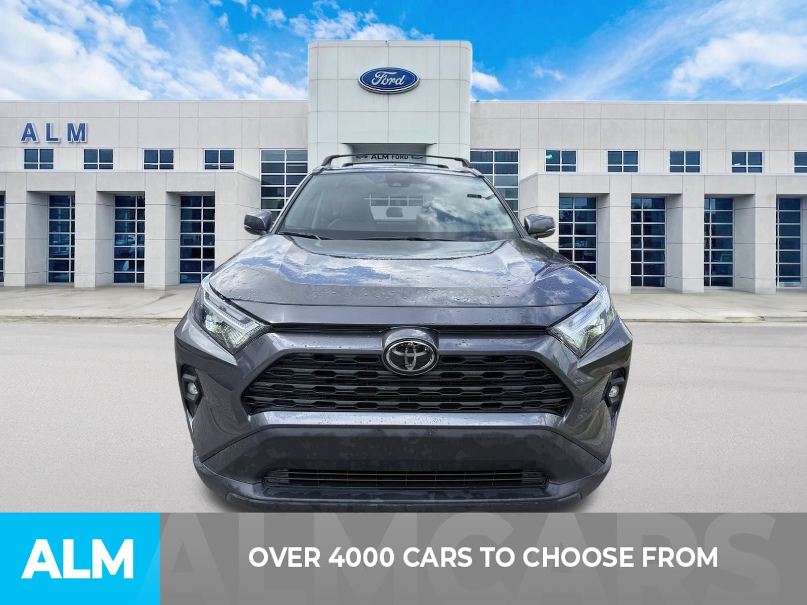 Used 2024 Toyota RAV4 XLE Premium FWD image 2
