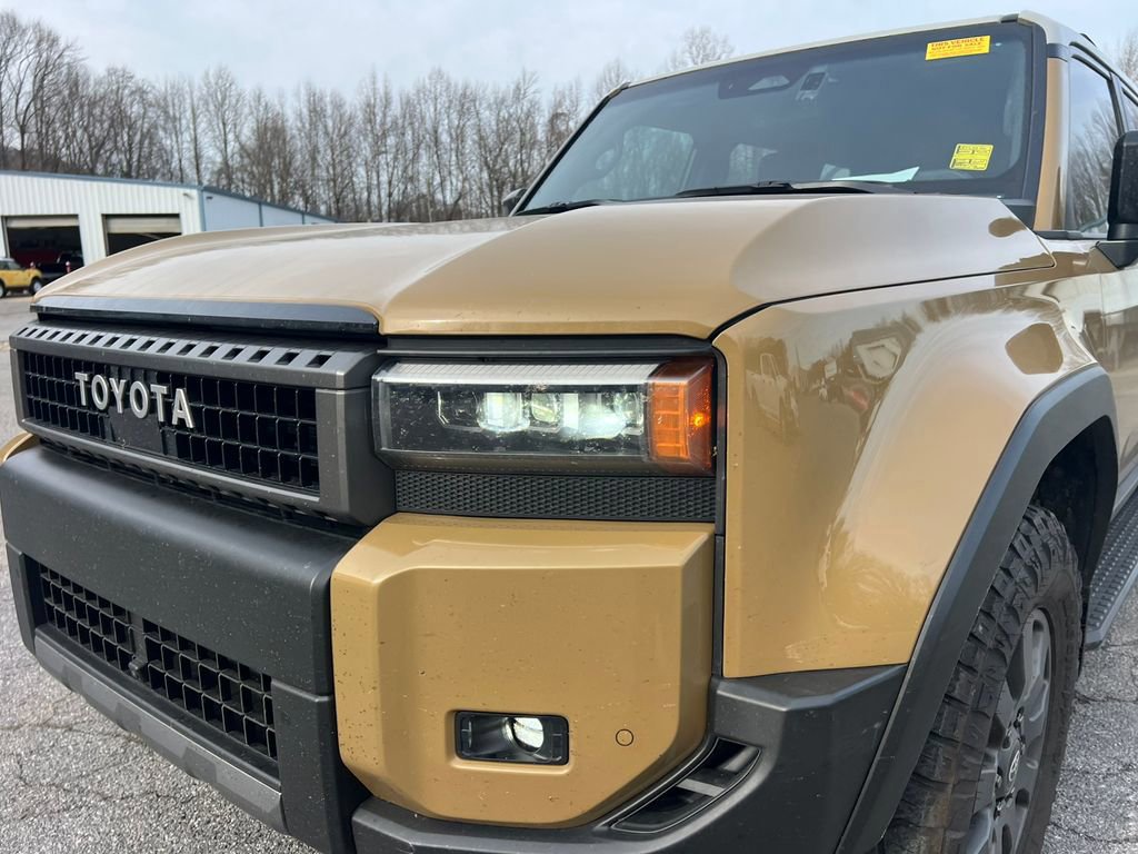 Used 2024 Toyota Land Cruiser image 10