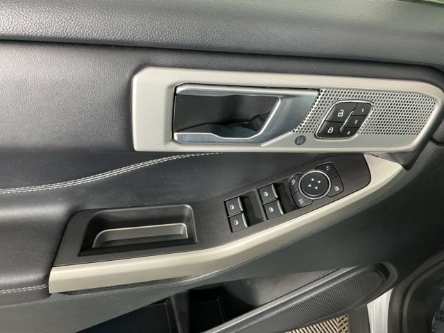 Certified 2023 Ford Explorer Limited AWD/4WD image 13