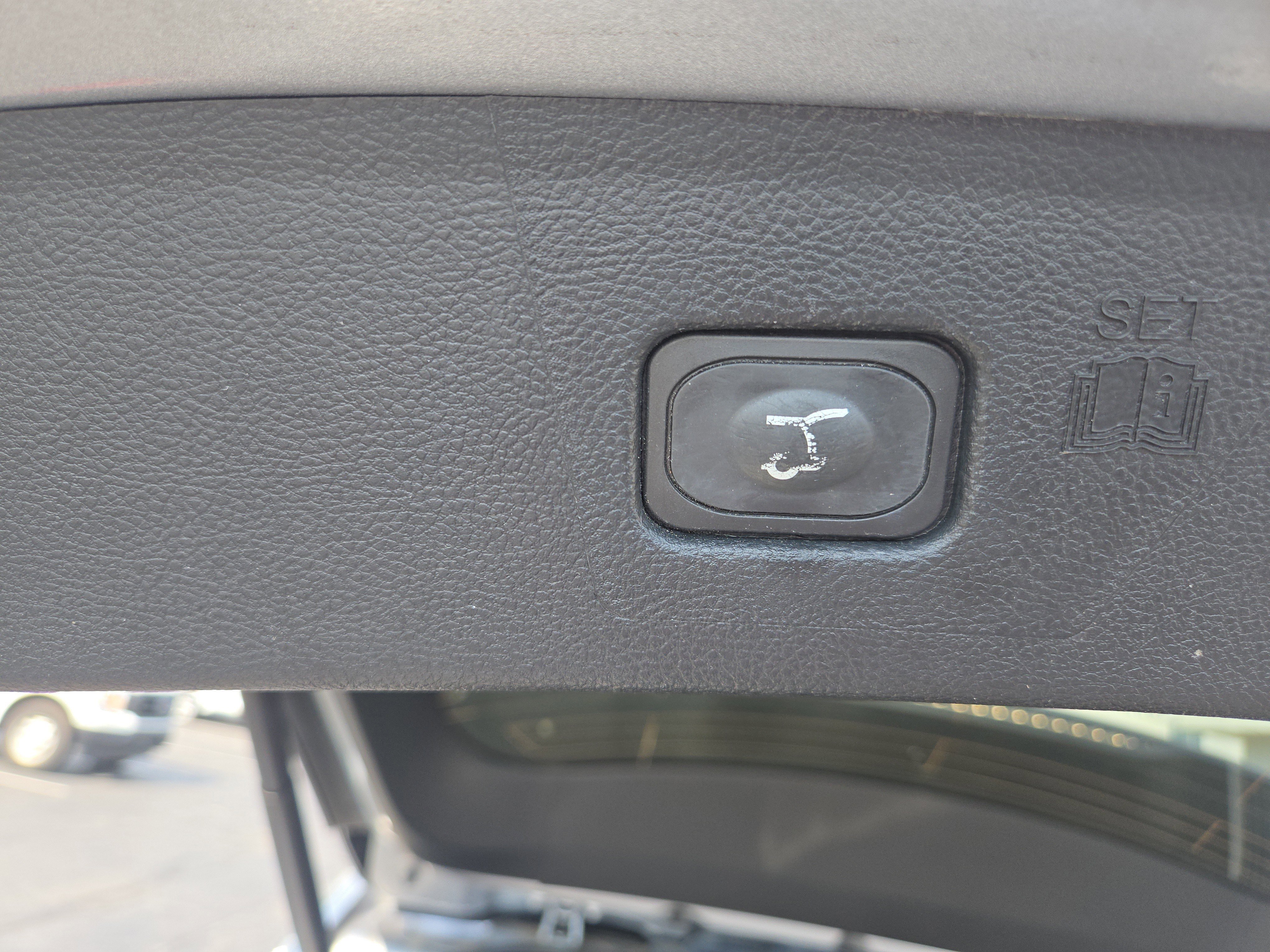 Certified 2023 Ford Edge SEL w/ Convenience Package image 17