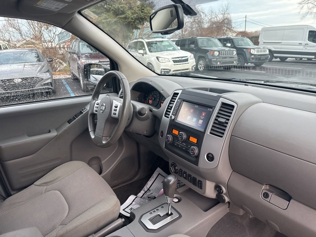 Used 2021 Nissan Frontier SV image 29