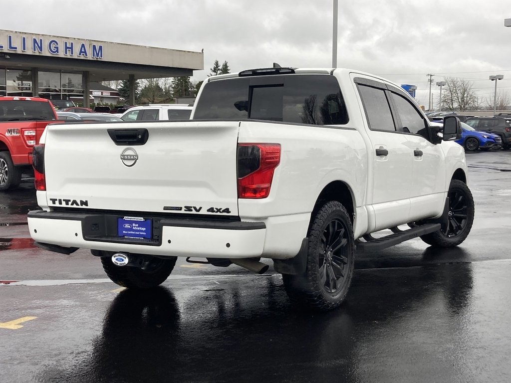 Used 2023 Nissan Titan SV w/ SV Convenience Package image 4