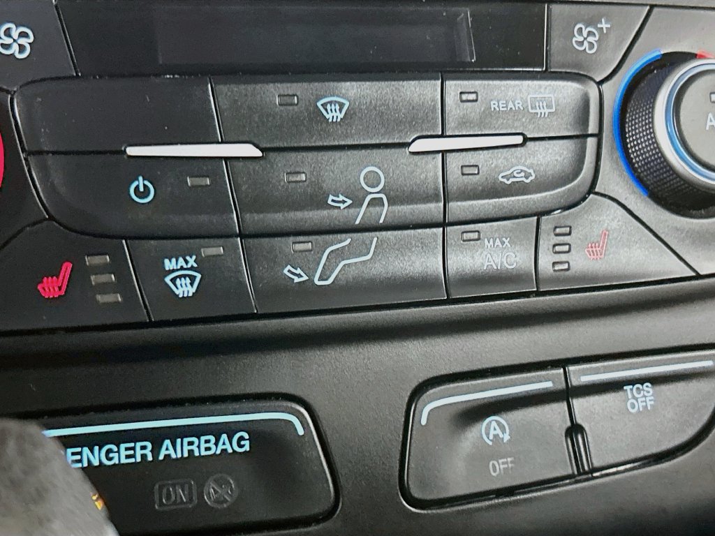 Certified 2019 Ford Escape SE AWD/4WD image 21