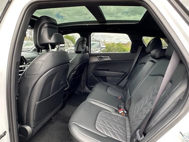 Used 2025 Kia Sportage X-Line w/ Premium Package AWD/4WD image 14