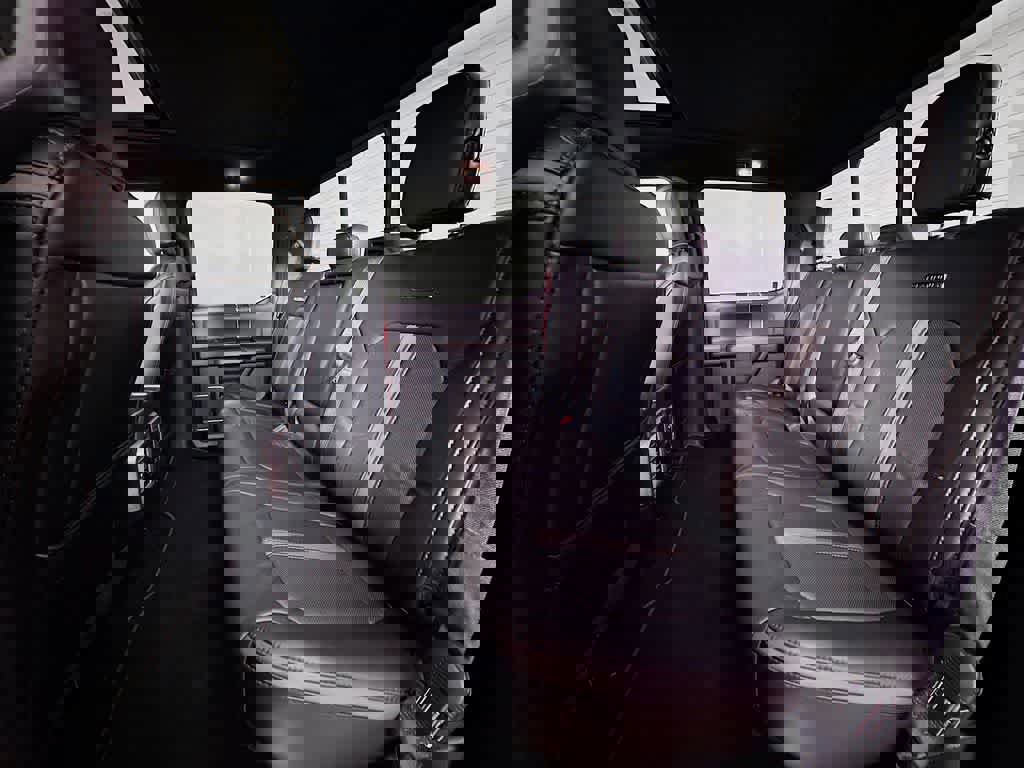 Certified 2019 Ford F150 Platinum w/ Equipment Group 701A Luxury image 17