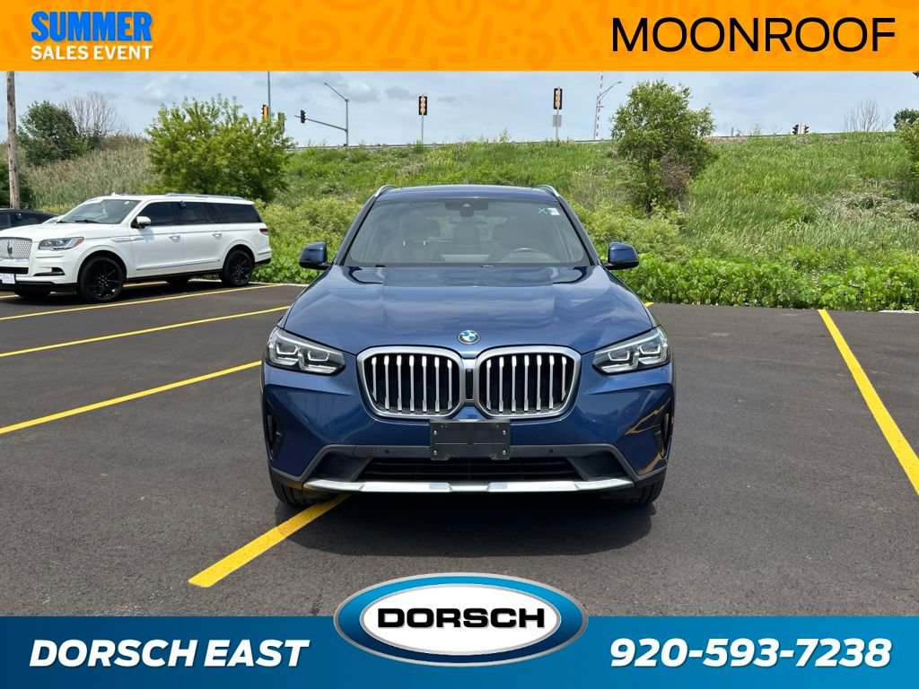 Used 2022 BMW X3 xDrive30i AWD/4WD image 3