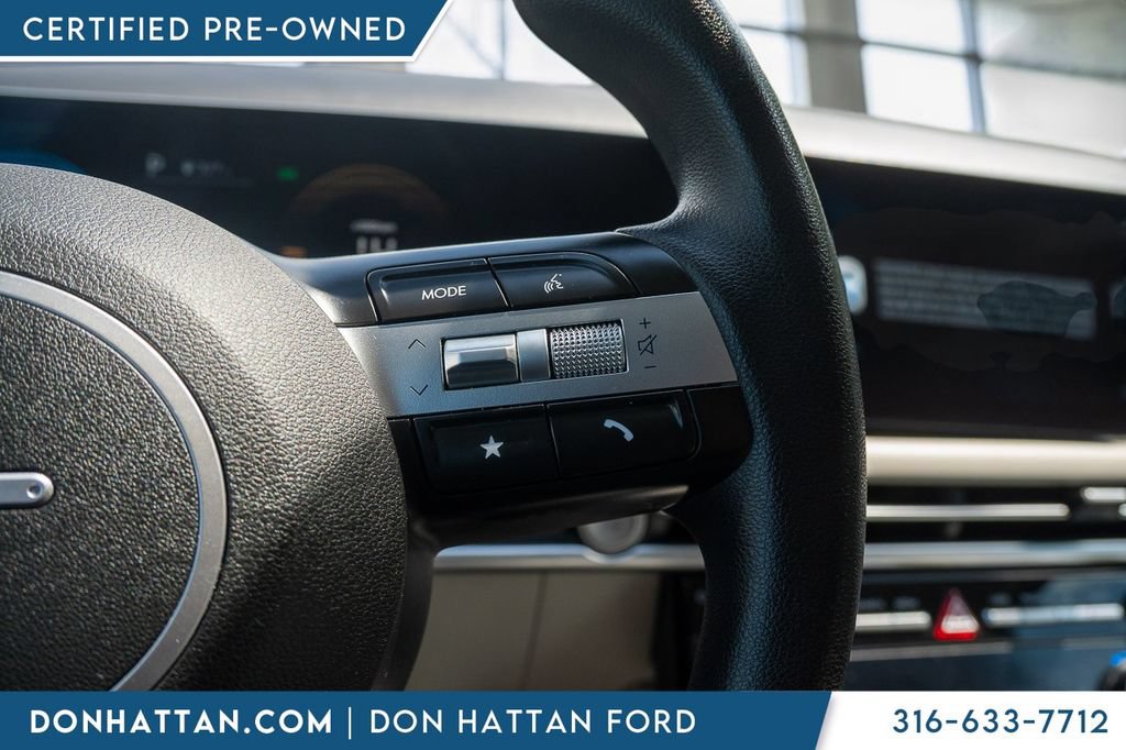 Used 2025 Hyundai Tucson SEL FWD image 12