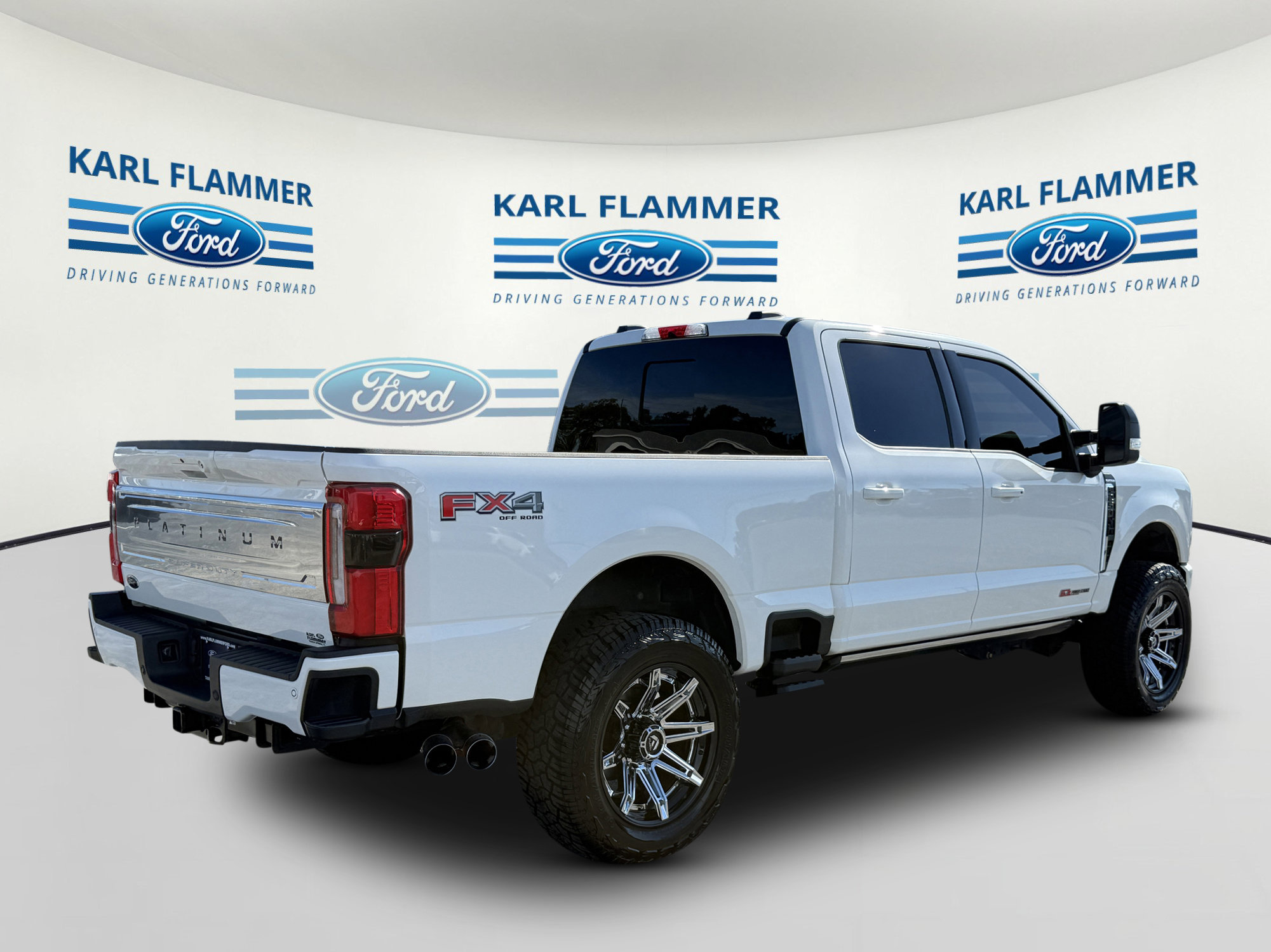 Certified 2025 Ford F250 Platinum AWD/4WD image 3