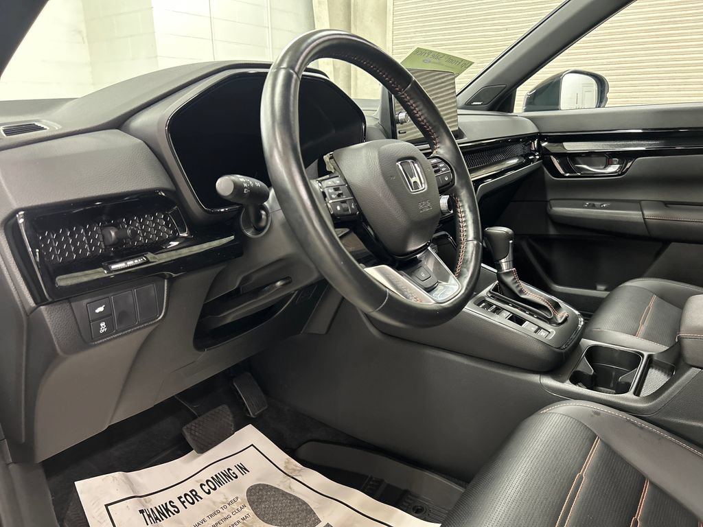 Used 2024 Honda CR-V Sport Touring image 5