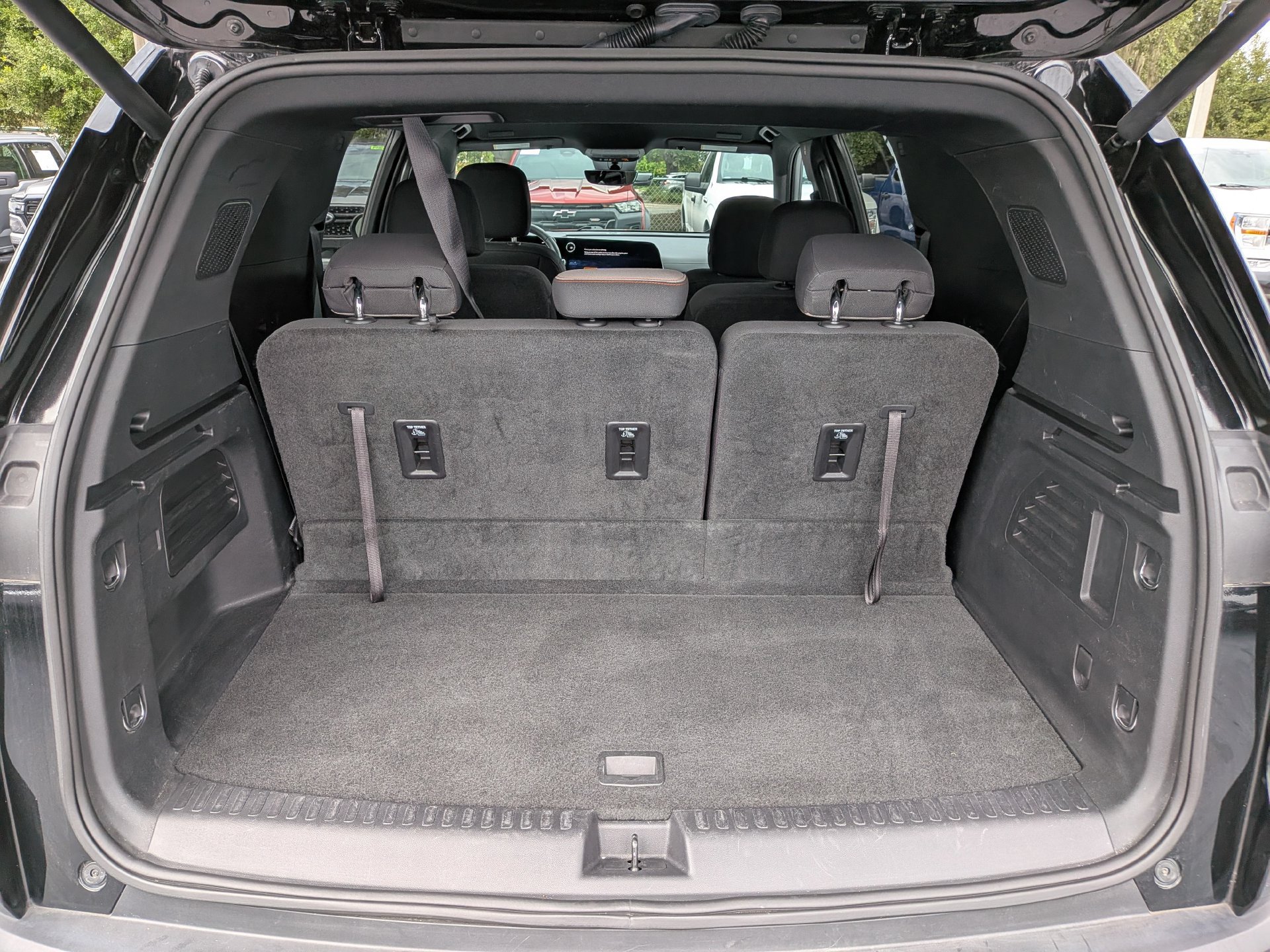 Used 2026 Chevrolet Traverse LT w/ Driver Confidence Package FWD image 15
