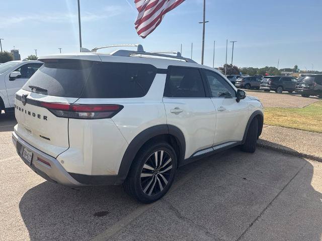 Used 2023 Nissan Pathfinder Platinum FWD image 4