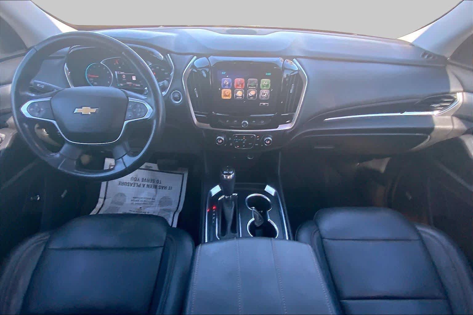 Used 2018 Chevrolet Traverse LT FWD image 16