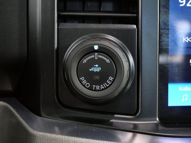 Certified 2025 Ford F250 Platinum w/ Platinum Plus Package AWD/4WD image 21