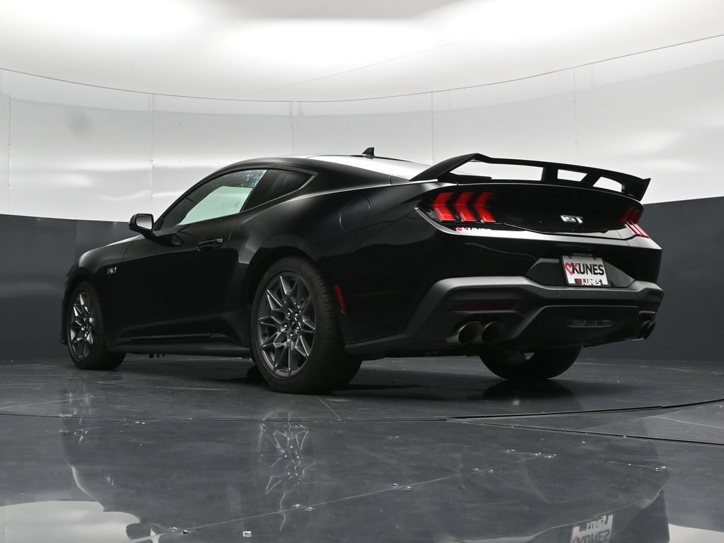 Certified 2025 Ford Mustang GT Premium w/ GT Performance Package RWD image 50