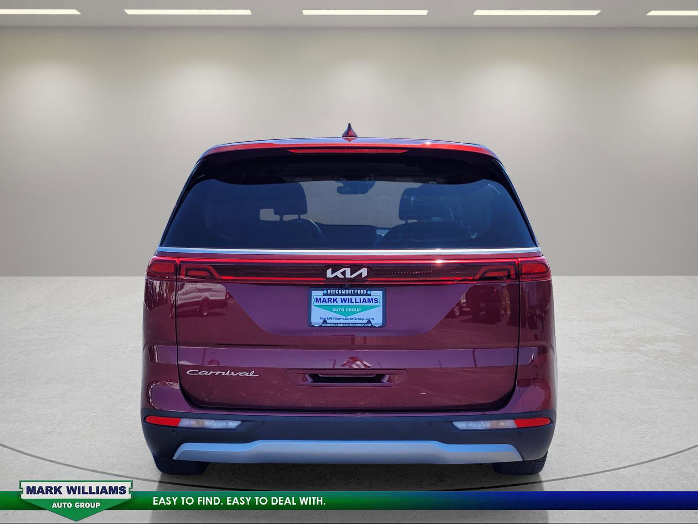 Used 2022 Kia Carnival EX FWD image 5