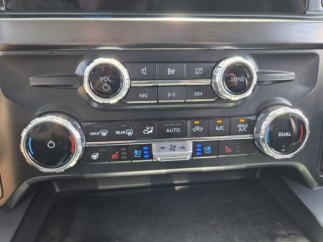 Certified 2024 Ford F350 Lariat w/ Lariat Ultimate Package AWD/4WD image 28