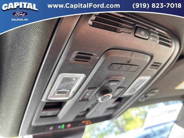 Used 2023 GMC Yukon Denali Ultimate AWD/4WD image 33
