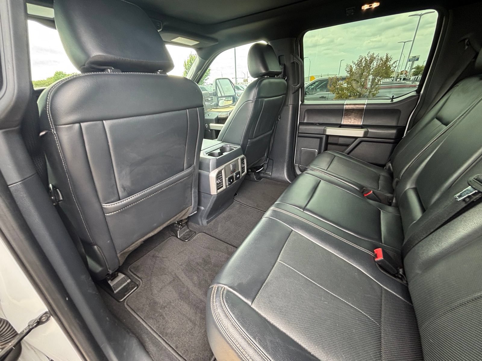 Certified 2022 Ford F250 Lariat w/ Tremor Off-Road Package AWD/4WD image 35