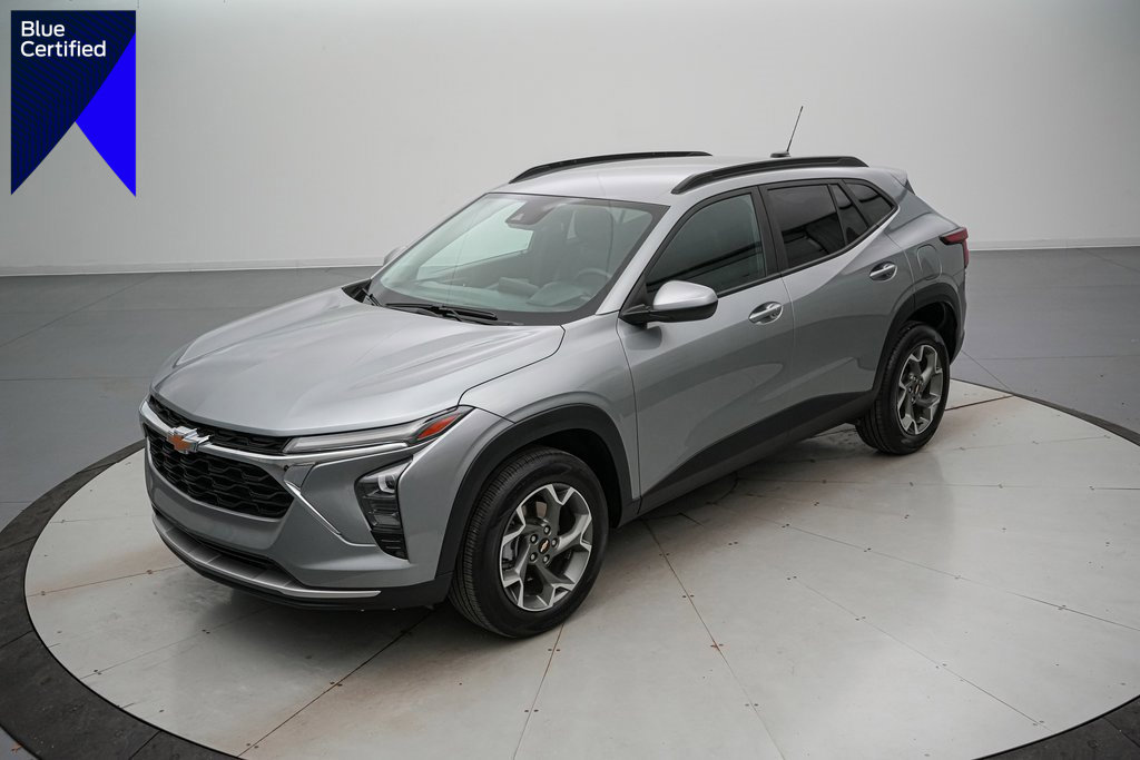 Used 2025 Chevrolet Trax LT w/ LT Convenience Package