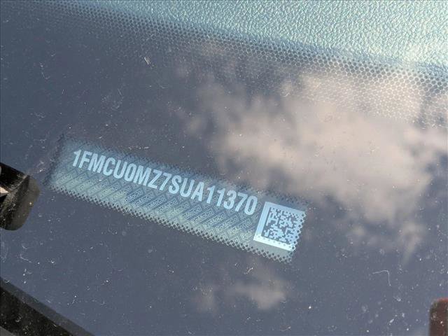 Certified 2025 Ford Escape ST-Line w/ Equipment Group 301A image 15